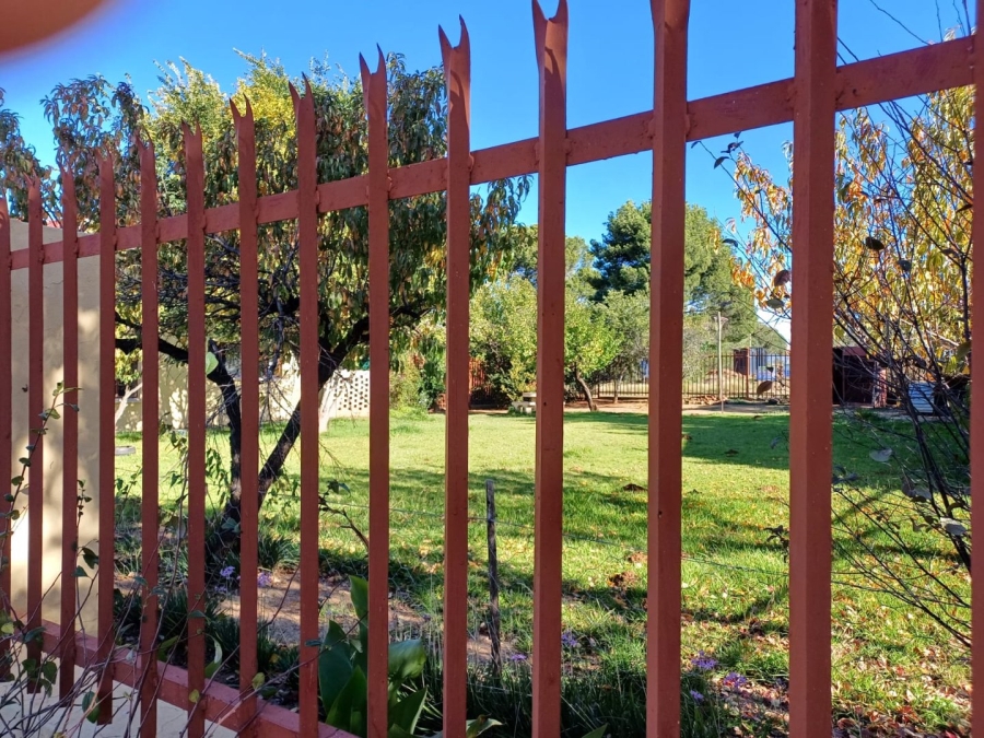 3 Bedroom Property for Sale in Trompsburg Free State
